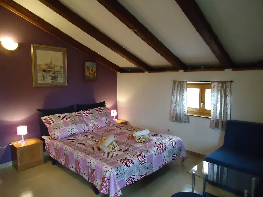 Studio Apartment Nera Rovinj